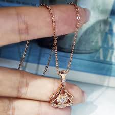 Elegant & Eye-Catching