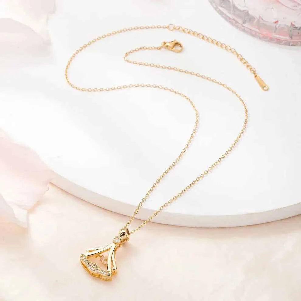 Rhinestone Pendant Necklace for Women – Elegant Sparkling Jewelry